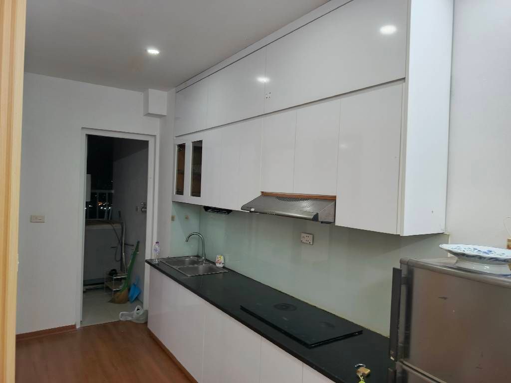 Bán nhà Nghiêm Xuân Yên - diện tích 54.3m2 1 tầng - Chung cư KĐT Kim Văn Kim Lũ - giá 3,95 tỷ
