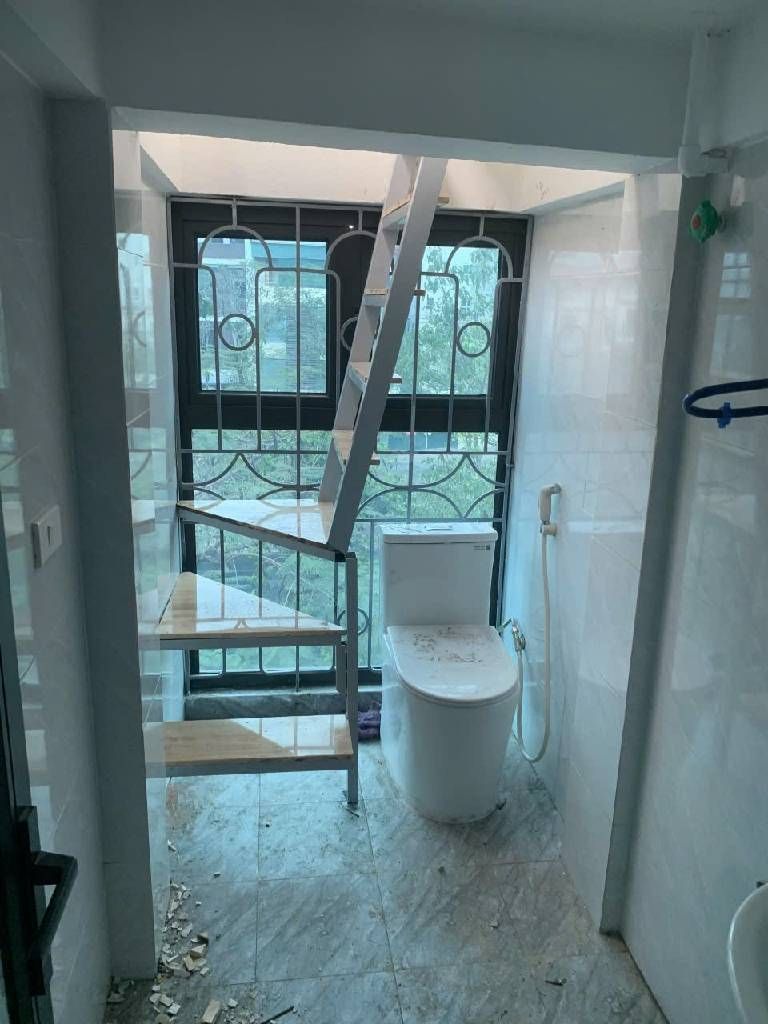 Bán nhà Bờ sông sét - diện tích 11m2 5 tầng - MẶT PHỐ-KINH DOANH-Ô TÔ TRÁNH - giá 2,48 tỷ