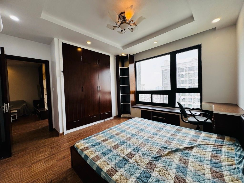 Bán nhà Minh Khai - diện tích 75.4m2 1 tầng - Căn hộ chung cư đẹp - giá 9,6 tỷ