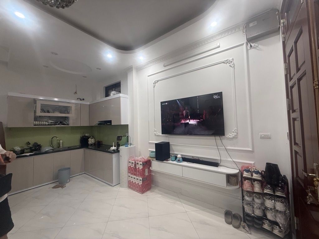 Bán nhà Tam Trinh - diện tích 32m2 5 tầng - LÔ GÓC 2 THOÁNG - giá 8,3 tỷ