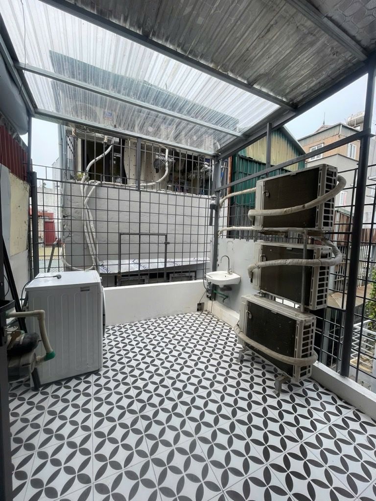 Bán nhà Bạch Mai - diện tích 19,3m2 5 tầng - Ngõ 3 gác phi - giá 6,45 tỷ