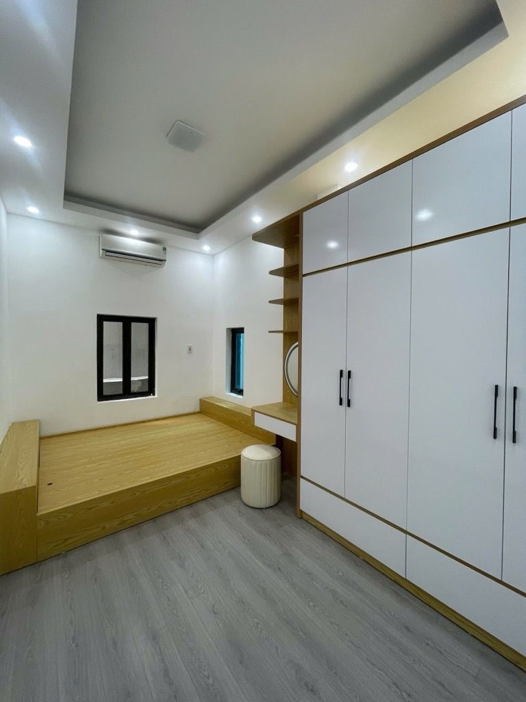 Bán nhà Bạch Mai - diện tích 19,3m2 5 tầng - Ngõ 3 gác phi - giá 6,45 tỷ