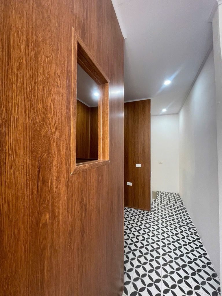 Bán nhà Bạch Mai - diện tích 19,3m2 5 tầng - Ngõ 3 gác phi - giá 6,45 tỷ