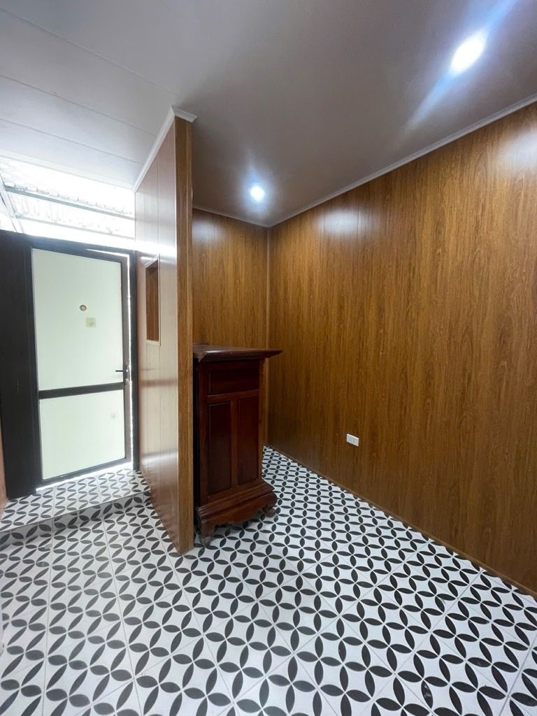Bán nhà Bạch Mai - diện tích 19,3m2 5 tầng - Ngõ 3 gác phi - giá 6,45 tỷ