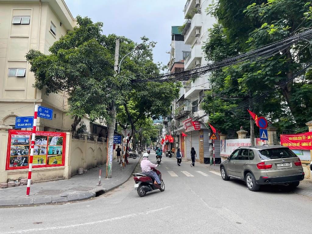 Bán nhà Nhân Hòa - diện tích 33m2 5 tầng - ô tô tránh - giá 5,35 tỷ