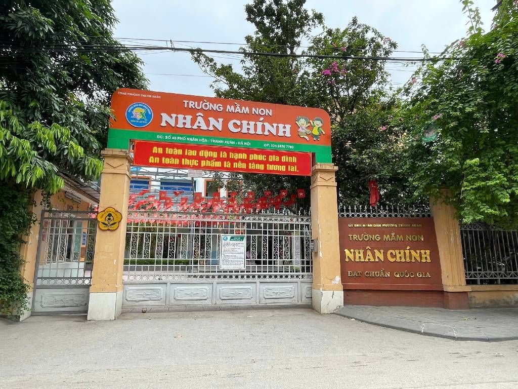 Bán nhà Nhân Hòa - diện tích 33m2 5 tầng - ô tô tránh - giá 5,35 tỷ