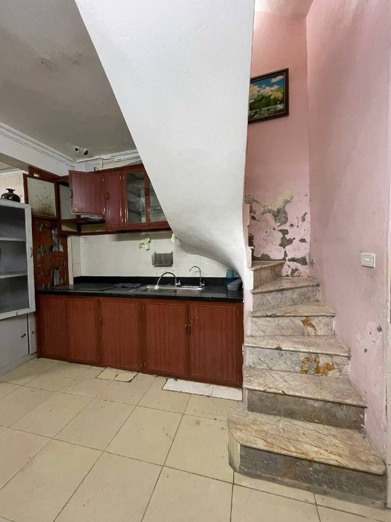 Bán nhà Nhân Hòa - diện tích 33m2 5 tầng - ô tô tránh - giá 5,35 tỷ