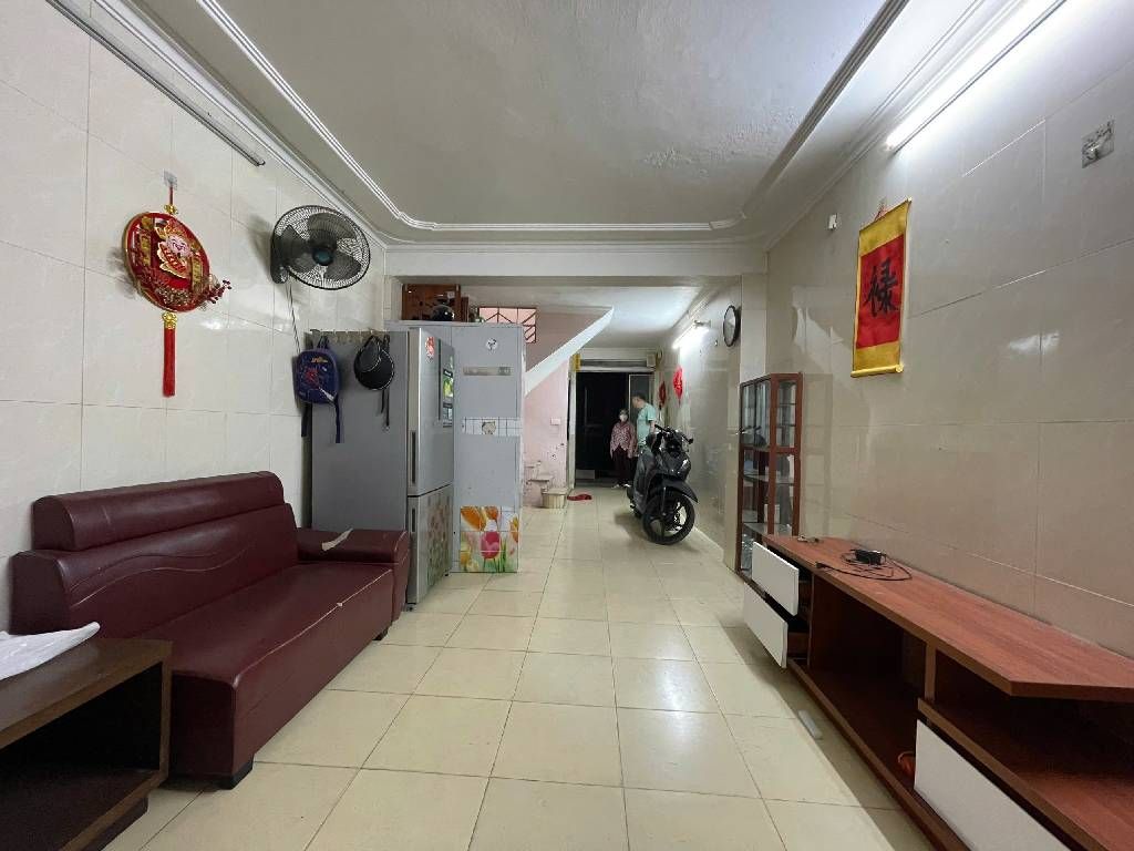 Bán nhà Nhân Hòa - diện tích 33m2 5 tầng - ô tô tránh - giá 5,35 tỷ
