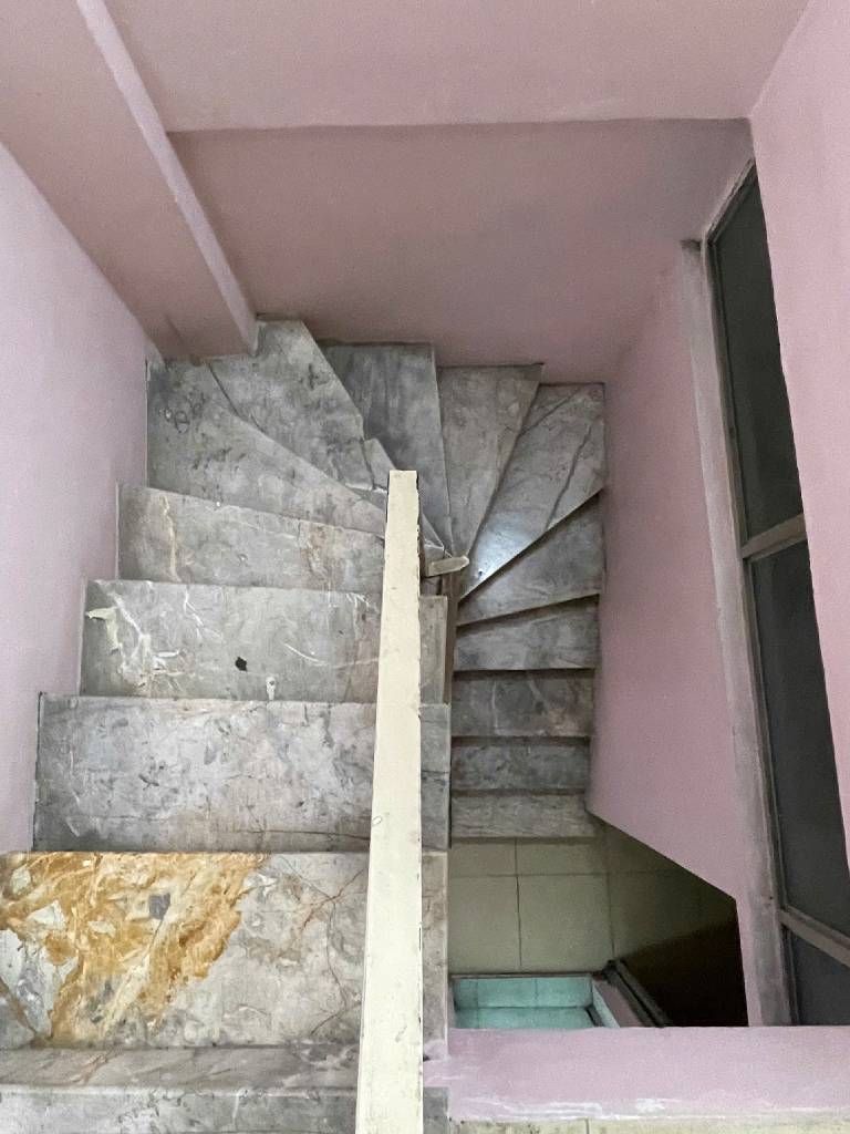 Bán nhà Nhân Hòa - diện tích 33m2 5 tầng - ô tô tránh - giá 5,35 tỷ