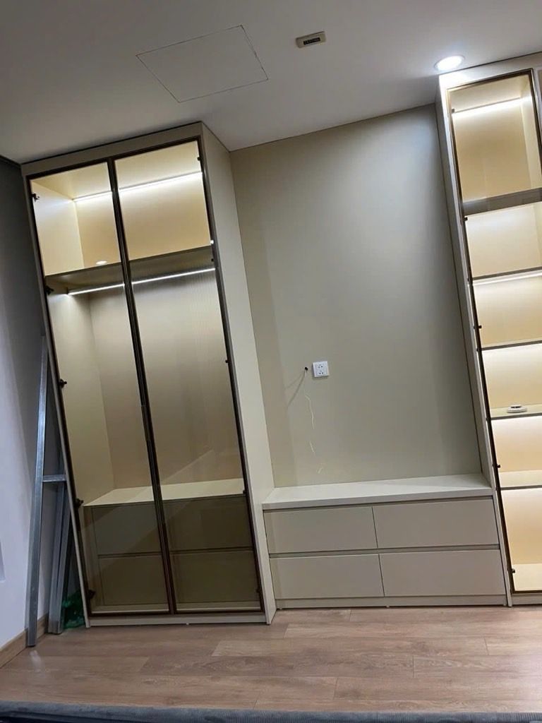 Bán nhà Minh Khai - diện tích 76.7m2 26 tầng - Căn hộ cao cấp - giá 9,6 tỷ