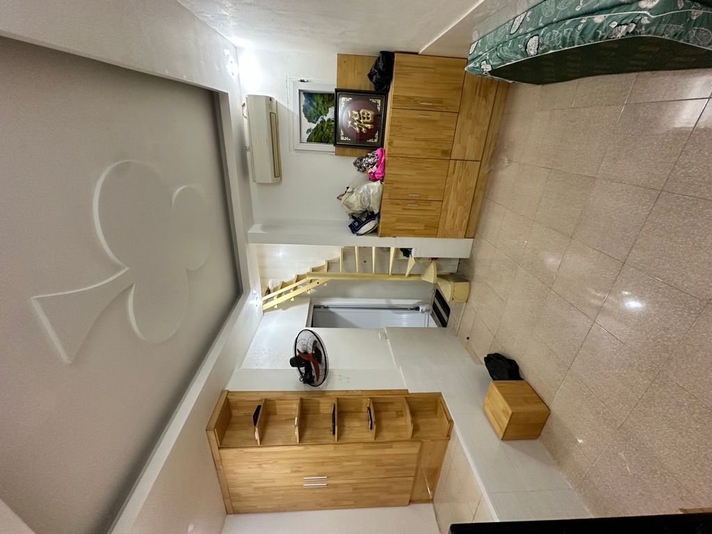 Bán nhà Đê La Thành - diện tích 29m2 4 tầng - Nhà thổ quan, gần hồ - giá 5,25 tỷ