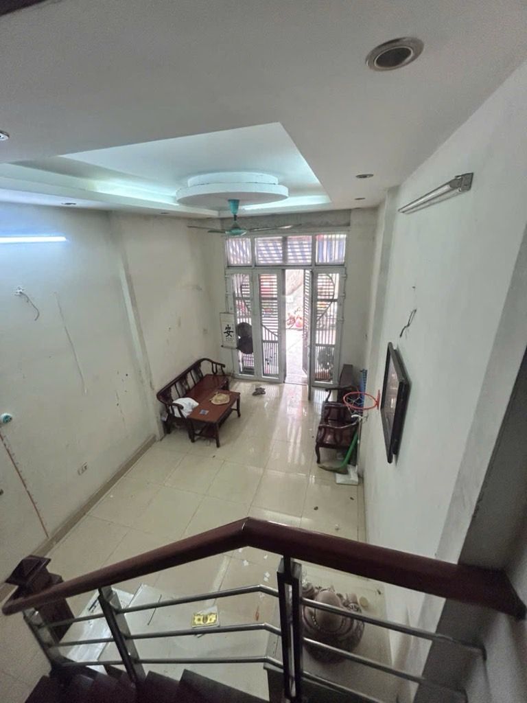 Bán nhà Kim Ngưu - diện tích 45.2m2 3 tầng - Lô góc, ô tô qua nhà - giá 14,2 tỷ