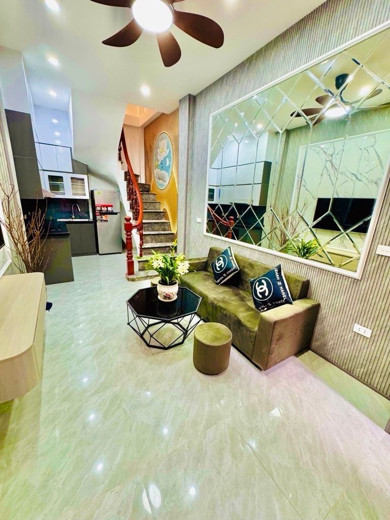 Bán nhà Định Công Thượng - diện tích 25m2 4 tầng - Nhà riêng đẹp, chủ tặng full nội thất lung linh - giá 3,96 tỷ