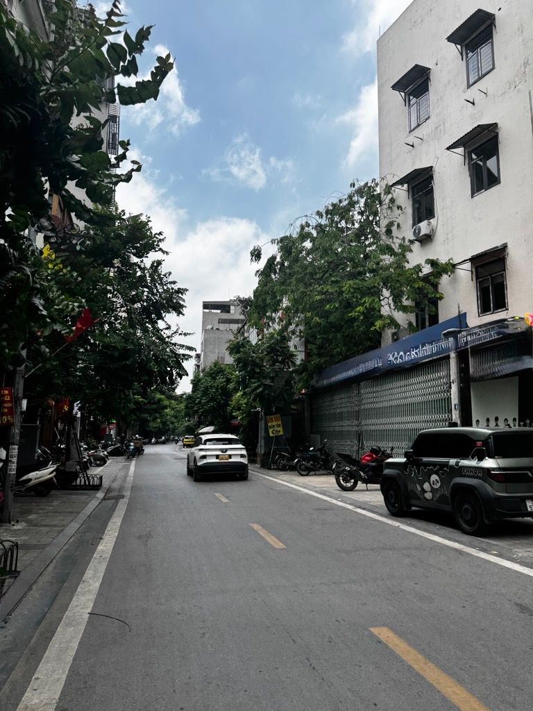 Bán nhà Nguyễn Văn Tuyết - diện tích 36m2 6 tầng - 2 mặt tiền - giá 21,5 tỷ