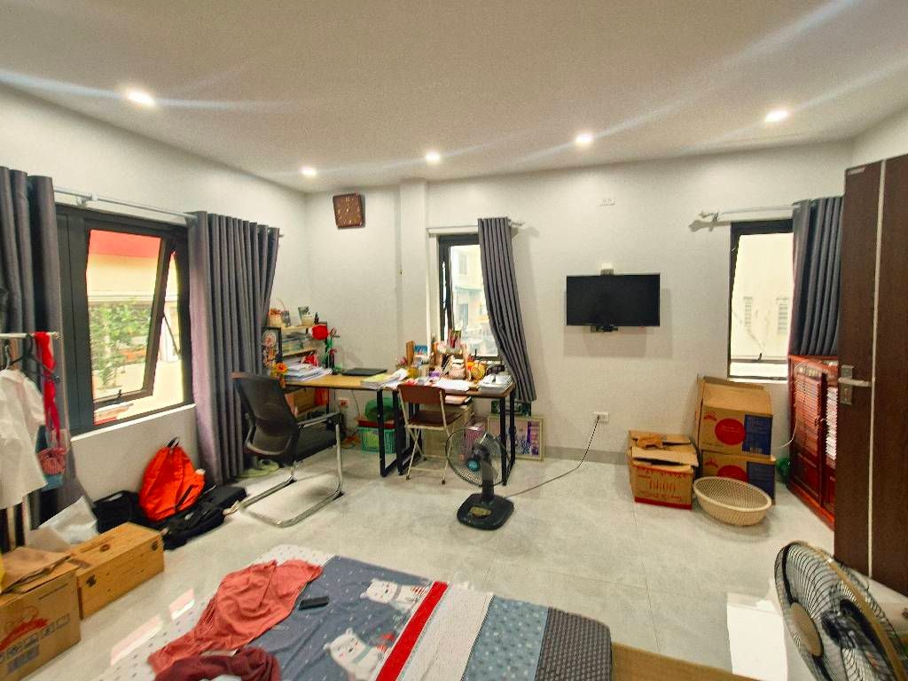 Bán nhà Hồng Mai - diện tích 20m2 5 tầng - Ô TÔ TRÁNH - giá 5,95 tỷ