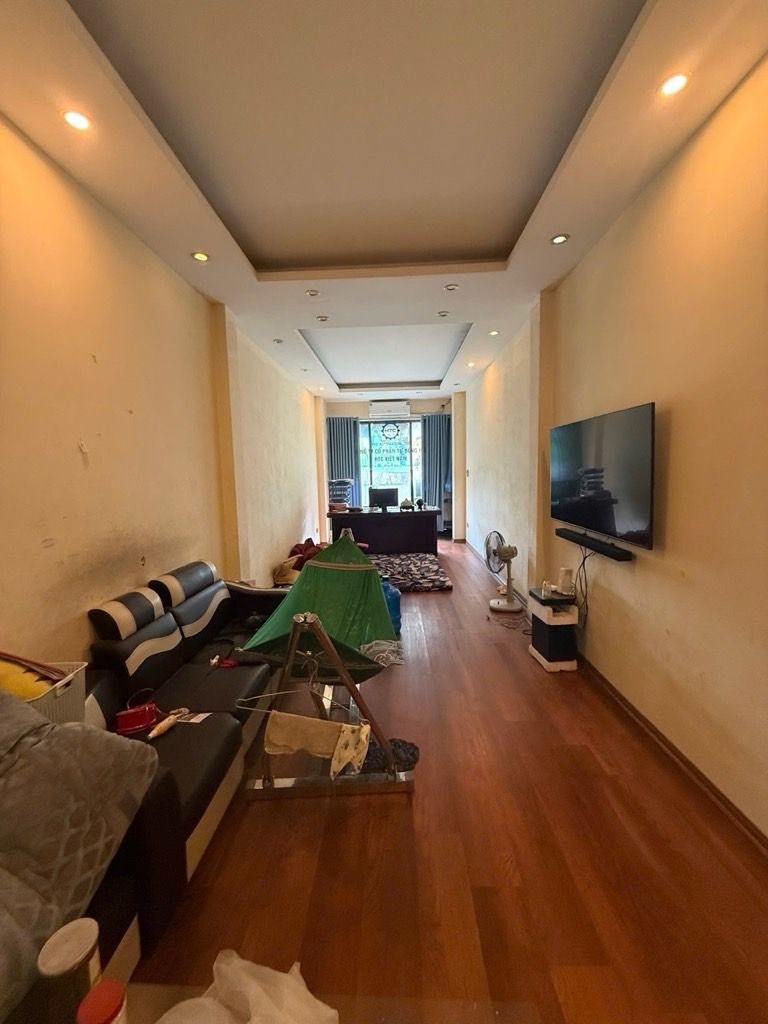 Bán nhà Tam Trinh - diện tích 45m2 5 tầng - Mặt phố đã quy hoạch ổn định - giá 16 tỷ
