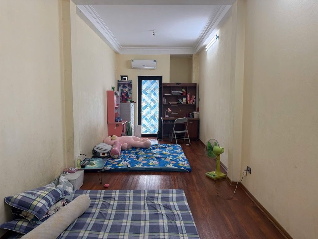 Bán nhà Tam Trinh - diện tích 45m2 5 tầng - Mặt phố đã quy hoạch ổn định - giá 16 tỷ