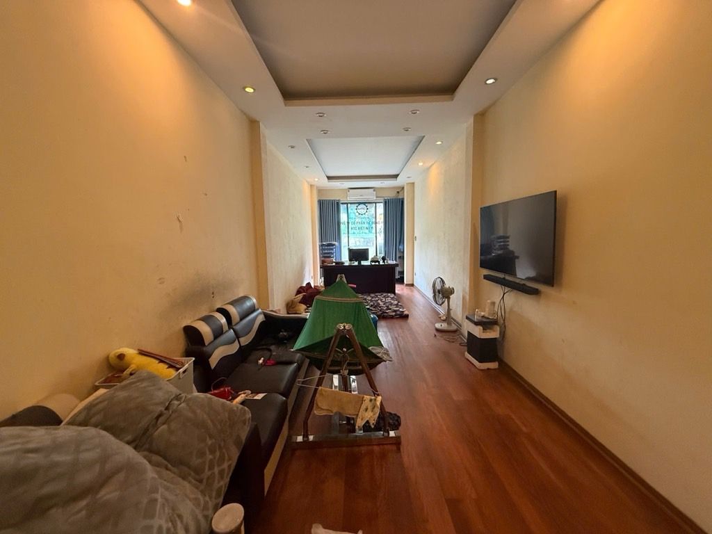 Bán nhà Tam Trinh - diện tích 45m2 5 tầng - Mặt phố đã quy hoạch ổn định - giá 16 tỷ