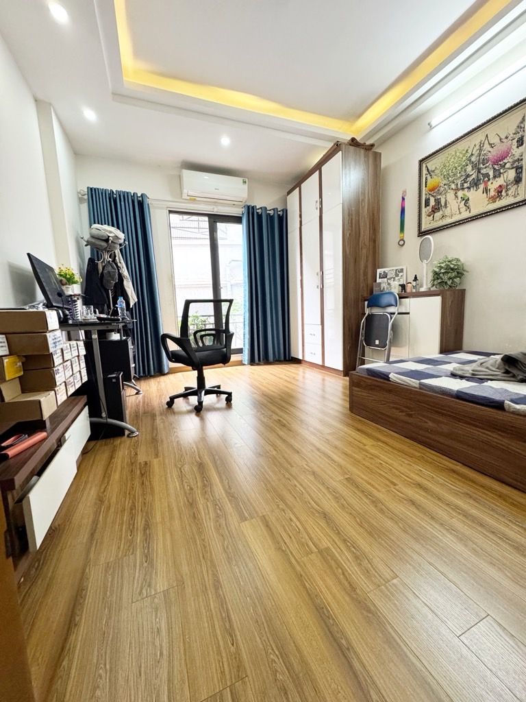 Bán nhà Hoàng Mai - diện tích 48,9m2 5 tầng - Nhà dân xây kiên cố, full nội thất - giá 1,1 tỷ