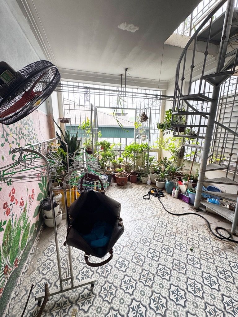 Bán nhà Hoàng Mai - diện tích 48,9m2 5 tầng - Nhà dân xây kiên cố, full nội thất - giá 1,1 tỷ