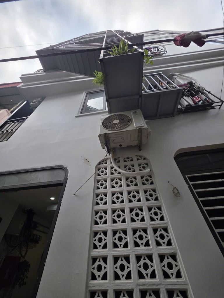 Bán nhà Tương Mai - diện tích 45m2 1 tầng - Căn hộ mini 2 ngủ - giá 2,35 tỷ