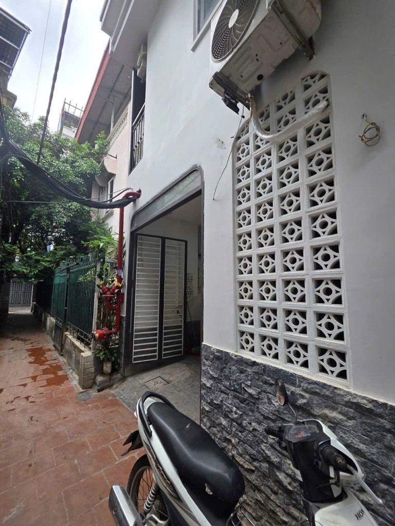 Bán nhà Tương Mai - diện tích 45m2 1 tầng - Căn hộ mini 2 ngủ - giá 2,35 tỷ