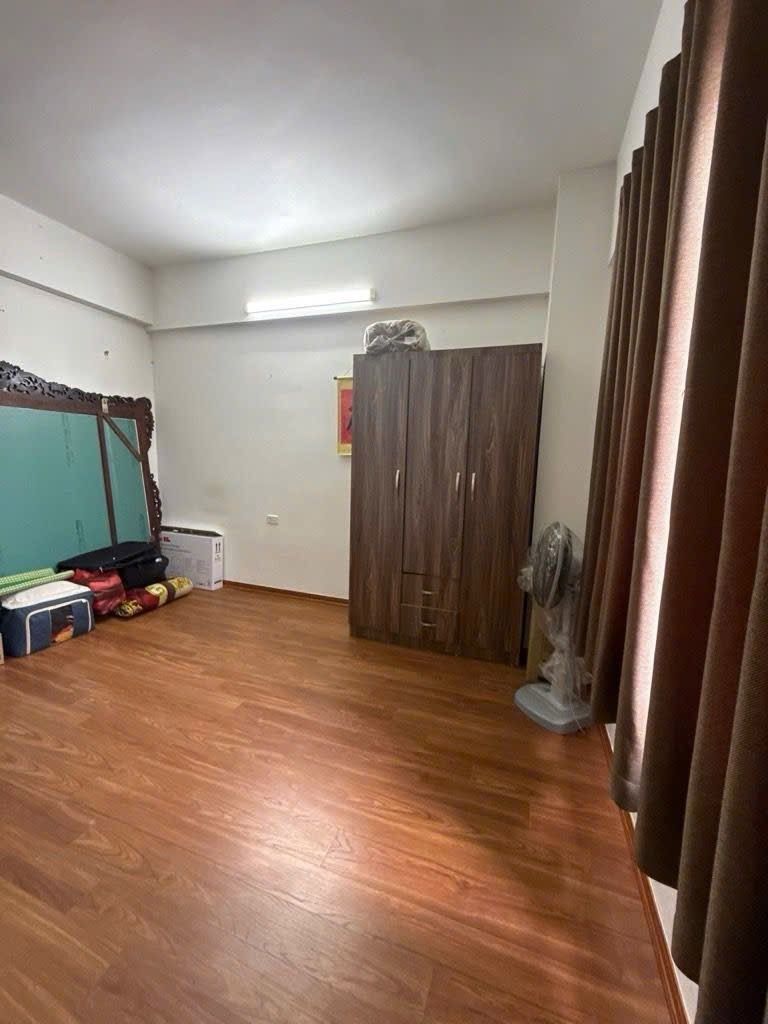 Bán nhà Bắc Linh Đàm - diện tích 108m2 10 tầng - Căn Góc 3 mặt thoáng - giá 8 tỷ