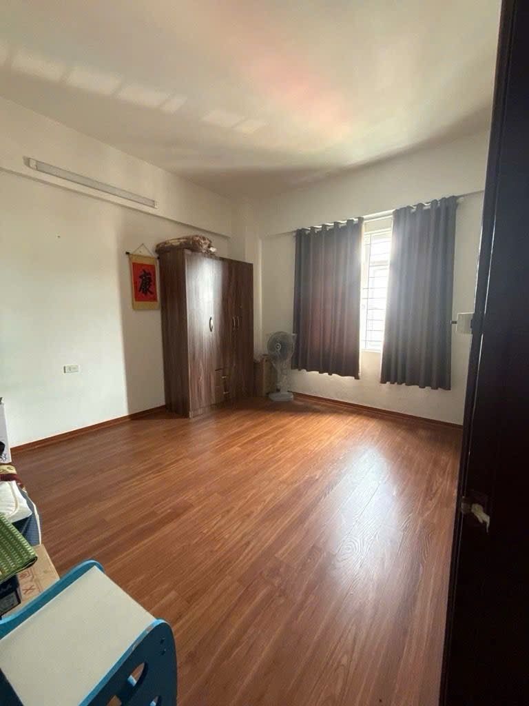 Bán nhà Bắc Linh Đàm - diện tích 108m2 10 tầng - Căn Góc 3 mặt thoáng - giá 8 tỷ