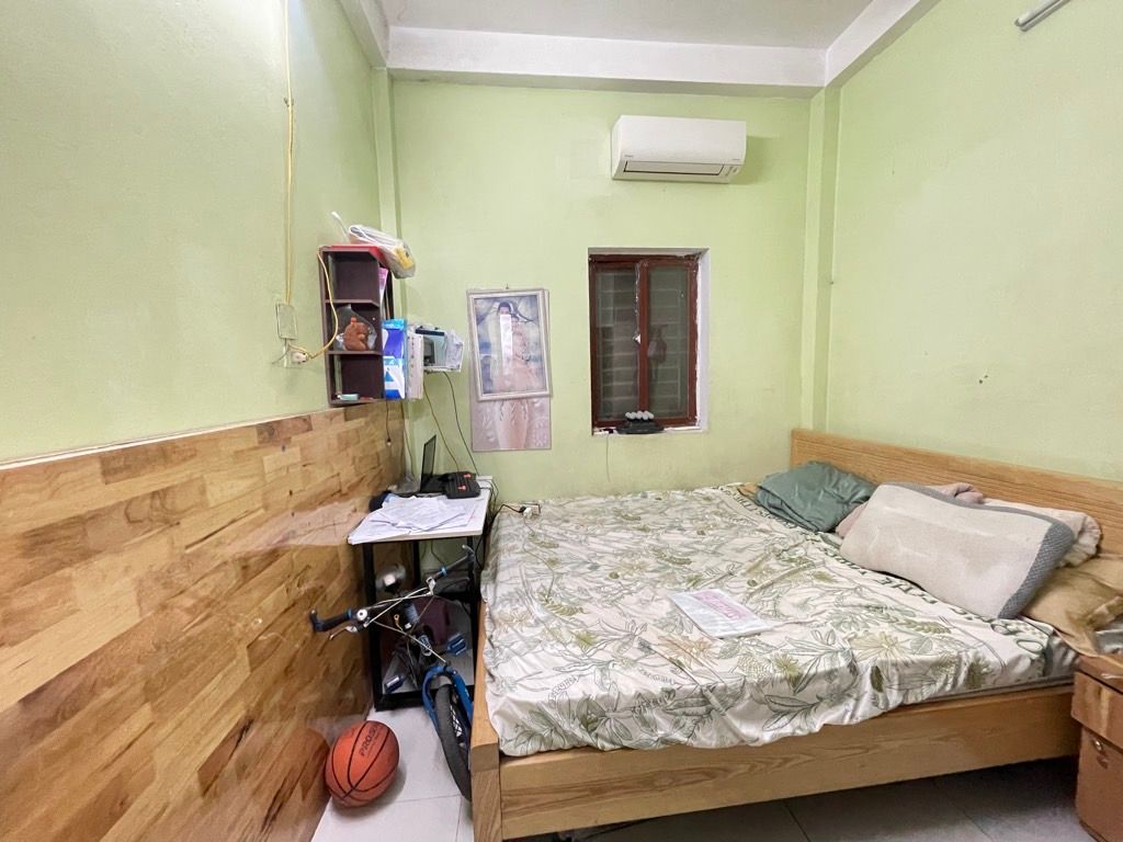 Bán nhà Định Công Hạ - diện tích 35,9m2 3 tầng - Ô TÔ VÀO TỚI CỬA - giá 3,5 tỷ