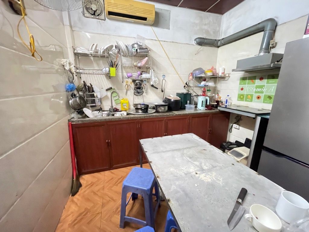 Bán nhà Định Công Hạ - diện tích 35,9m2 3 tầng - Ô TÔ VÀO TỚI CỬA - giá 3,5 tỷ