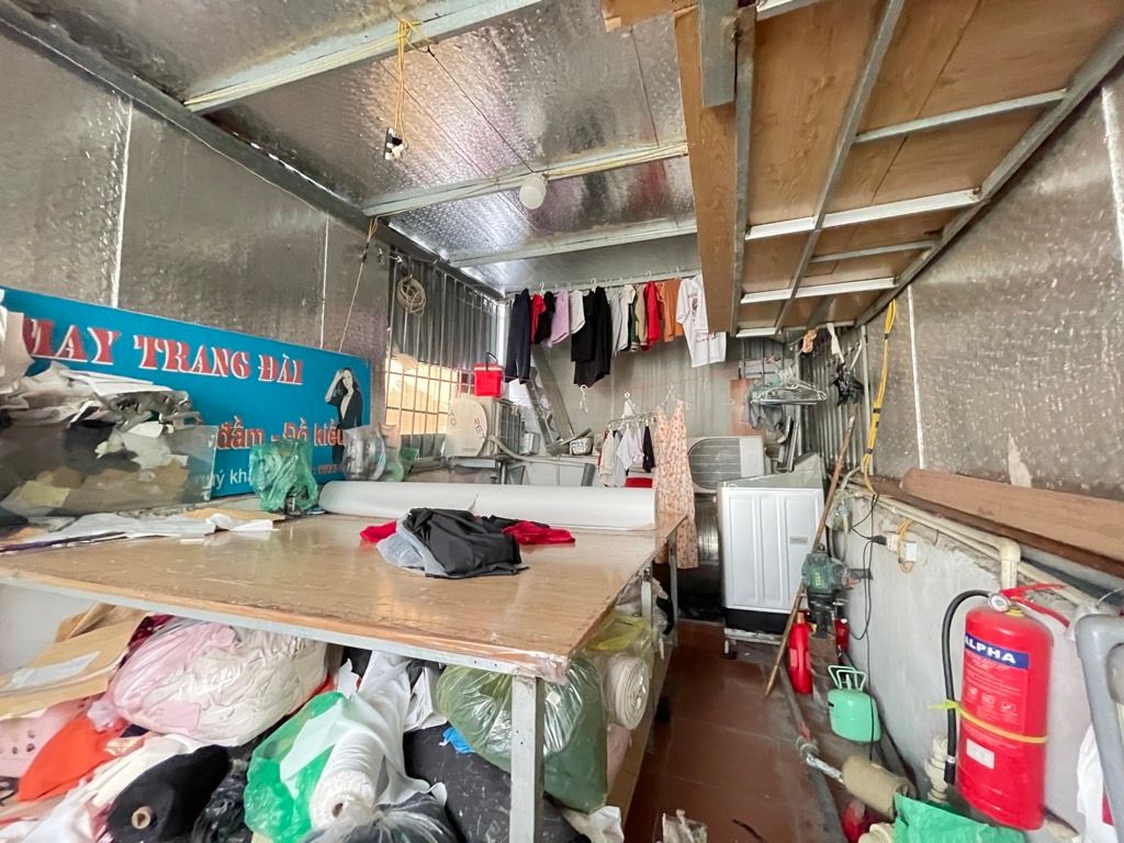 Bán nhà Định Công Hạ - diện tích 35,9m2 3 tầng - Ô TÔ VÀO TỚI CỬA - giá 3,5 tỷ