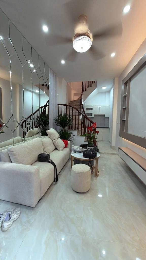Bán nhà Kim Ngưu - diện tích 19,1m2 5 tầng - Cực hiếm - giá 6,5 tỷ
