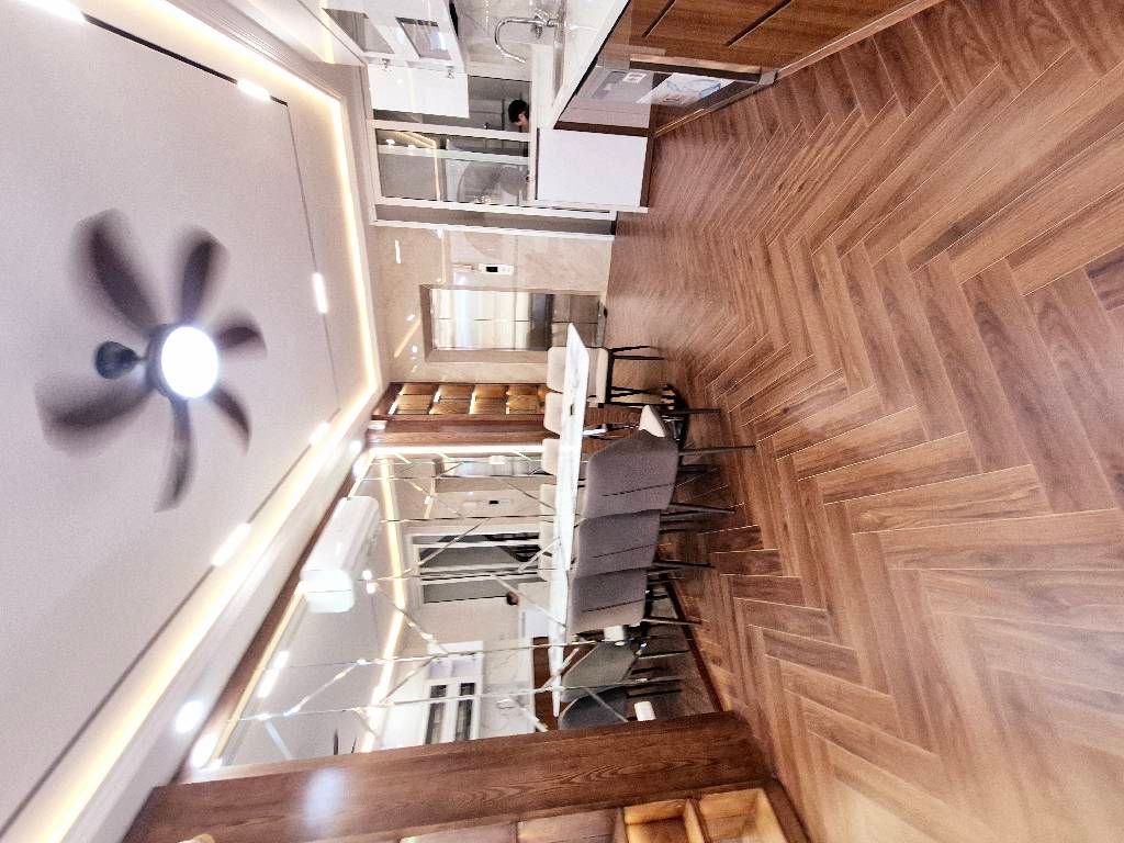 Bán nhà Thọ Lão - diện tích 42m2 7 tầng - SIÊU PHẨM LÒ Đúc - THANG MÁY - TẶNG NỘI THẤT TIỀN TỈ - giá 1,95 tỷ