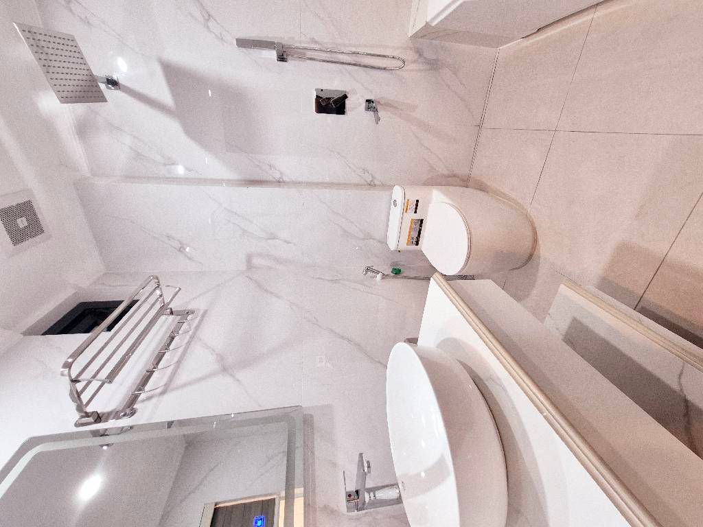 Bán nhà Thọ Lão - diện tích 42m2 7 tầng - SIÊU PHẨM LÒ Đúc - THANG MÁY - TẶNG NỘI THẤT TIỀN TỈ - giá 1,95 tỷ