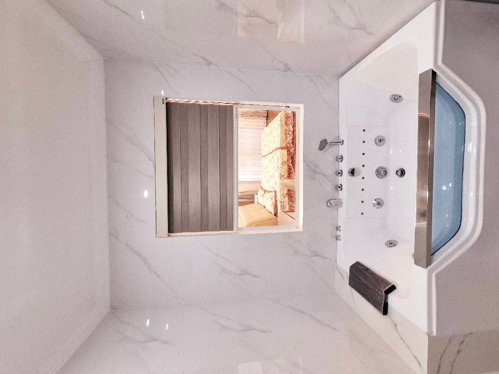 Bán nhà Thọ Lão - diện tích 42m2 7 tầng - SIÊU PHẨM LÒ Đúc - THANG MÁY - TẶNG NỘI THẤT TIỀN TỈ - giá 1,95 tỷ