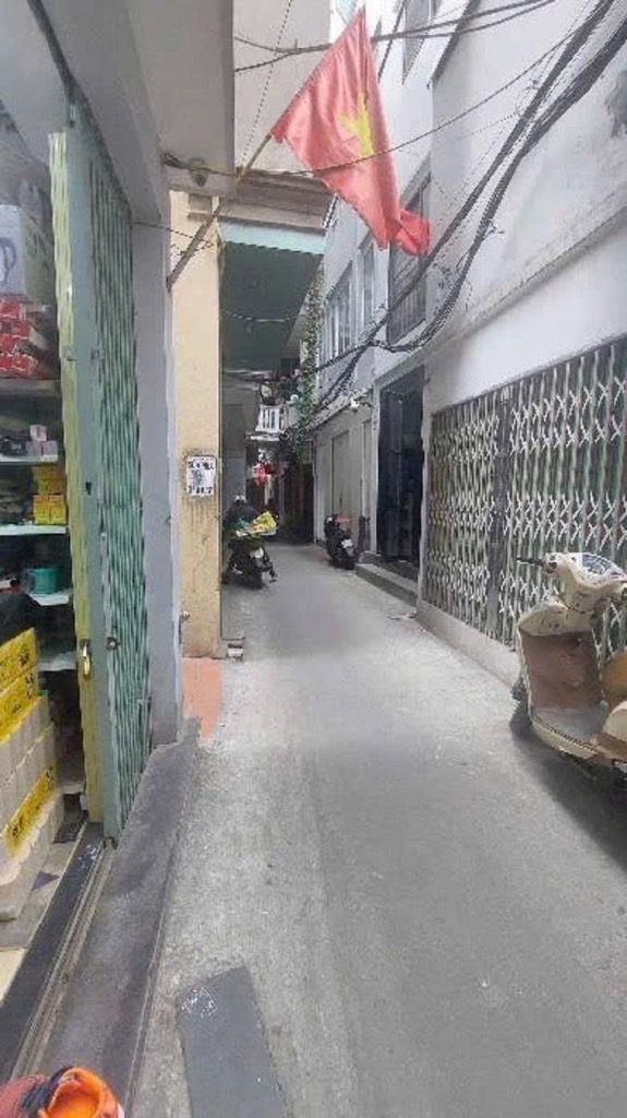 Bán nhà Nguyễn Cao - diện tích 57m2 2 tầng - Gần phố, gần chợ - giá 10,4 tỷ