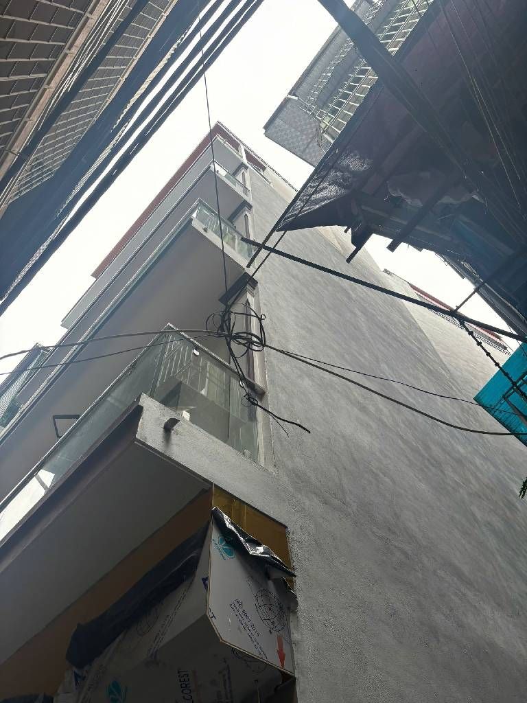 Bán nhà Minh Khai - diện tích 56m2 6 tầng - Ô tô đỗ cửa - giá 14,9 tỷ