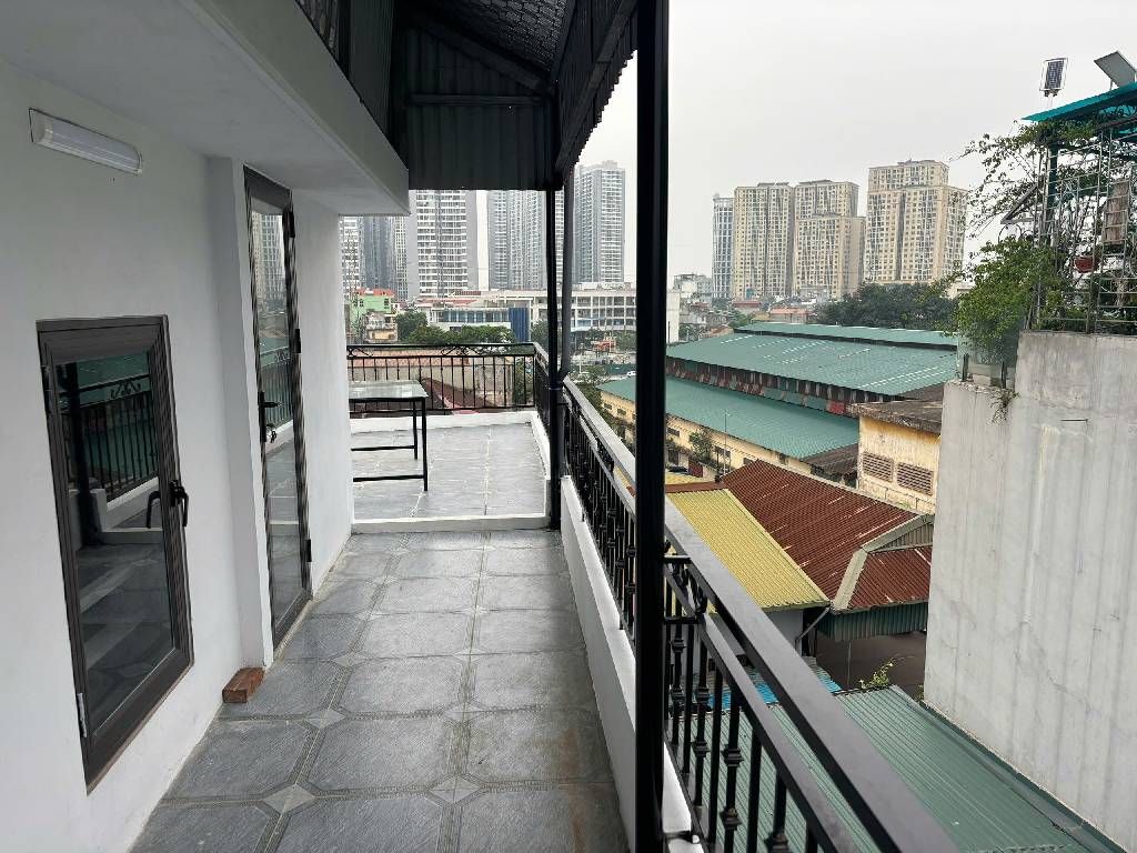Bán nhà Minh Khai - diện tích 56m2 6 tầng - Ô tô đỗ cửa - giá 14,9 tỷ