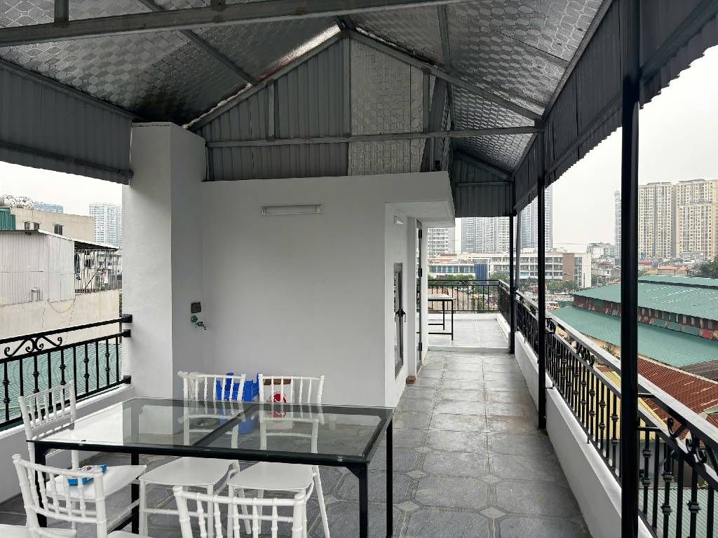 Bán nhà Minh Khai - diện tích 56m2 6 tầng - Ô tô đỗ cửa - giá 14,9 tỷ