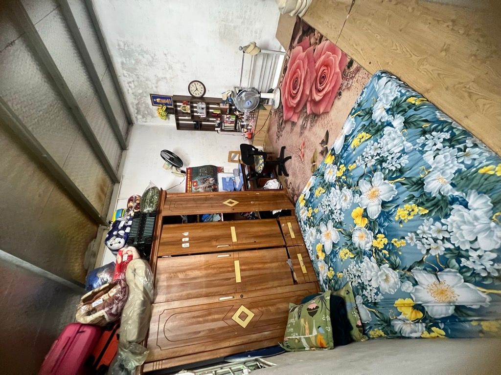 Bán nhà Vĩnh Hưng - diện tích 21m2 2 tầng - Nhà xây 2 tầng trong khu ngõ đông đúc - giá 2 tỷ