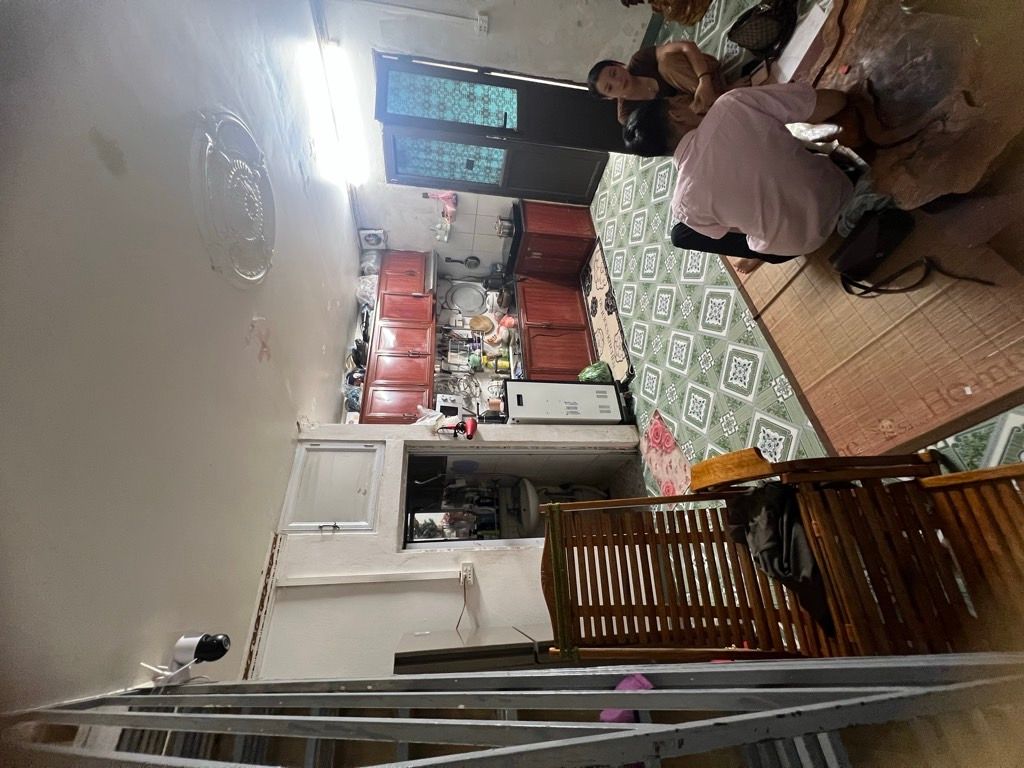 Bán nhà Vĩnh Hưng - diện tích 21m2 2 tầng - Nhà xây 2 tầng trong khu ngõ đông đúc - giá 2 tỷ
