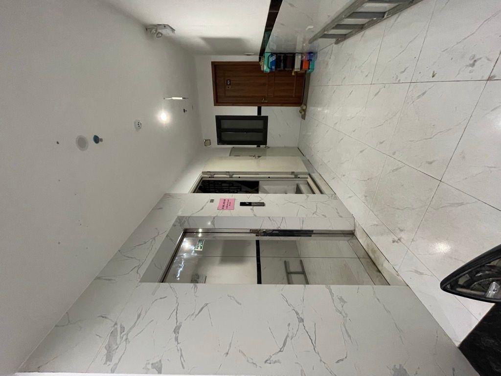 Bán nhà Giáp Nhị - diện tích 65m2 7 tầng - LÔ GÓC 3 MẶT THOÁNG - giá 18,5 tỷ
