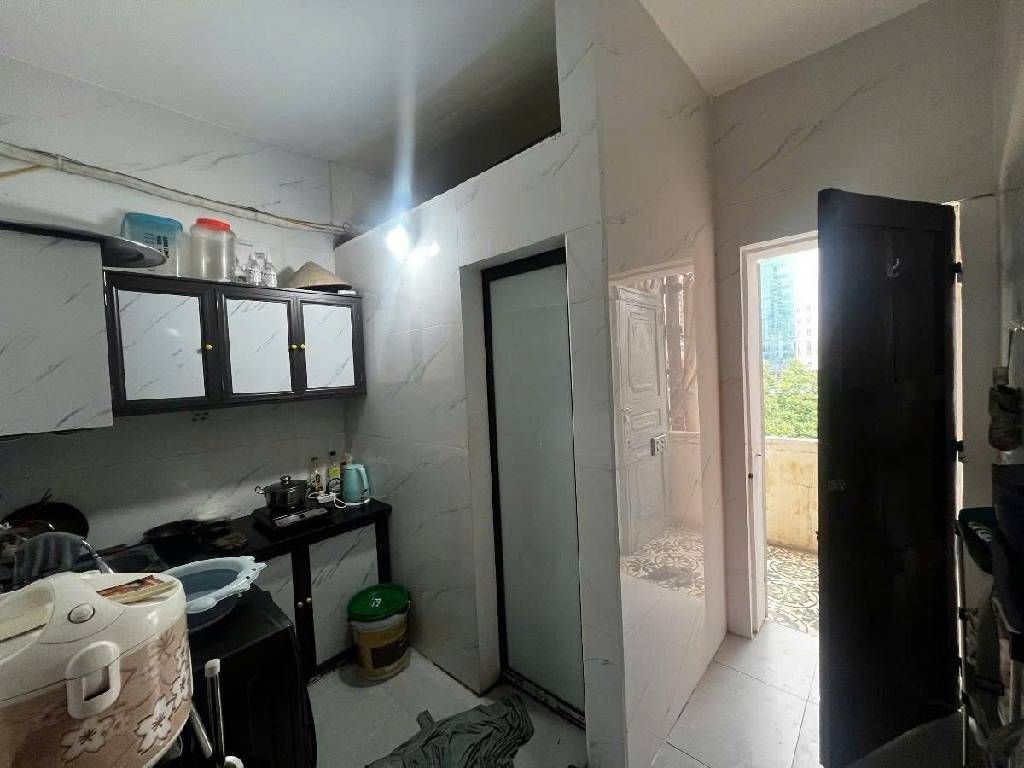 Bán nhà Khuất Duy Tiến - diện tích 60m2 1 tầng - mặt phố, sân rộng - giá 3,29 tỷ