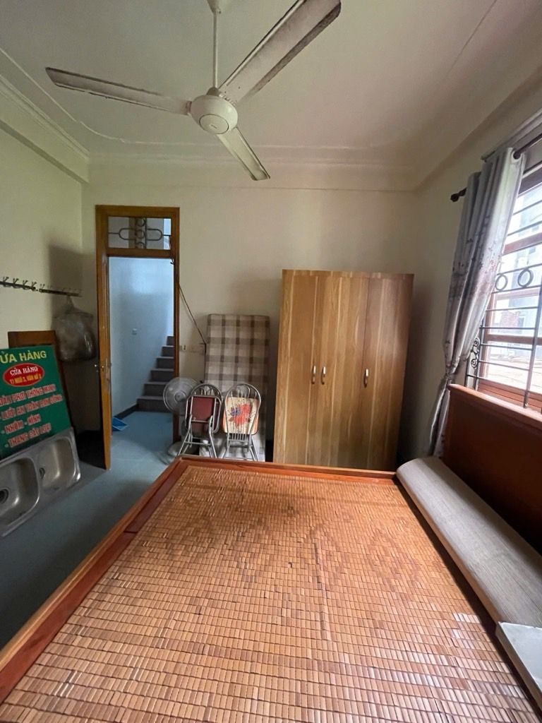 Bán nhà Vân Hồ - diện tích 30m2 4 tầng - Ngõ 3 gác - giá 10,5 tỷ