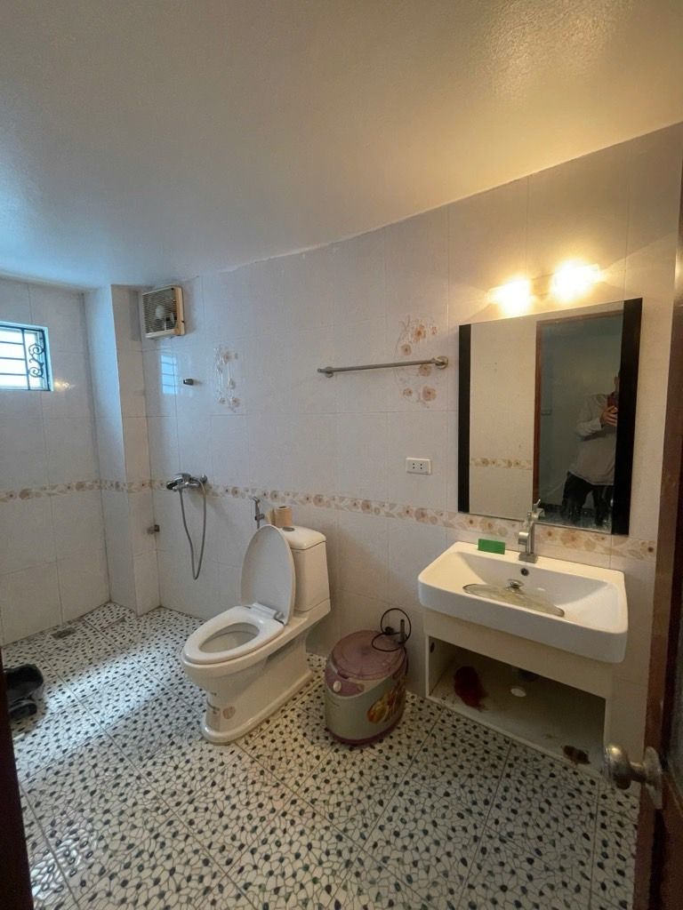 Bán nhà Vân Hồ - diện tích 30m2 4 tầng - Ngõ 3 gác - giá 10,5 tỷ