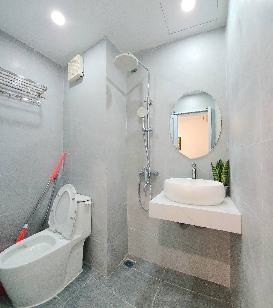 Bán nhà Tạ Quang Bửu - diện tích 50m2 1 tầng - Căn hộ mặt phố - giá 6,38 tỷ
