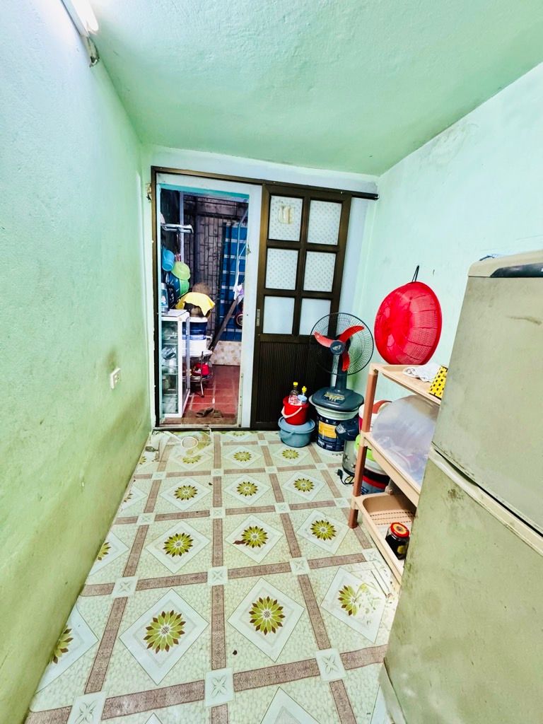 Bán nhà Lương Sử C - diện tích 9m2 5 tầng - Nhà nhỏ xinh - giá 2,65 tỷ