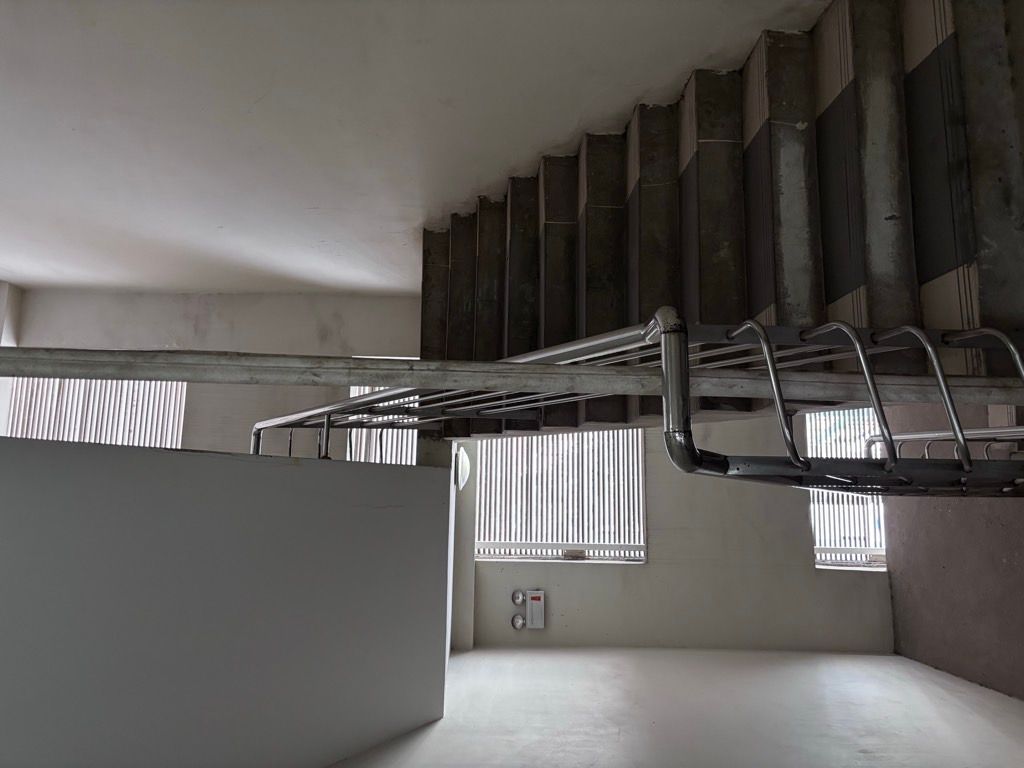 Bán nhà La Thành - diện tích 98.3m2 1 tầng - Căn hộ lô góc, 3 ngủ - giá 11 tỷ