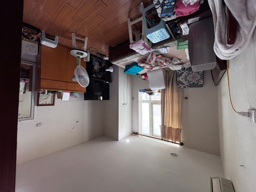 Bán nhà La Thành - diện tích 98.3m2 1 tầng - Căn hộ lô góc, 3 ngủ - giá 11 tỷ