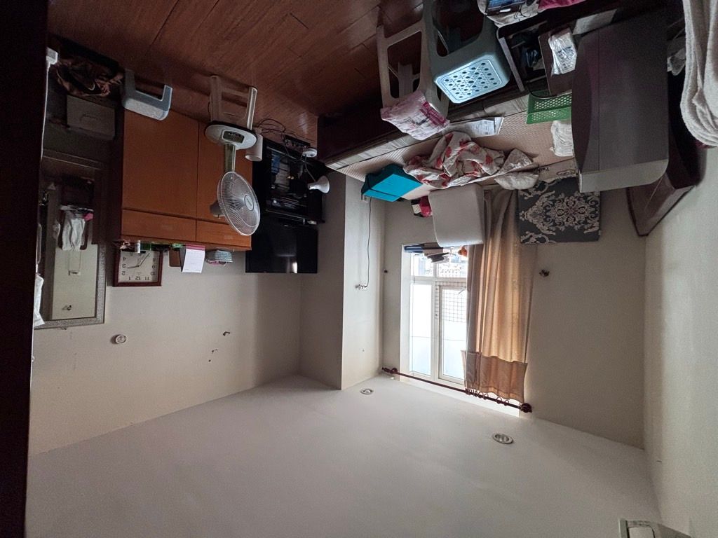 Bán nhà La Thành - diện tích 98.3m2 1 tầng - Căn hộ lô góc, 3 ngủ - giá 11 tỷ